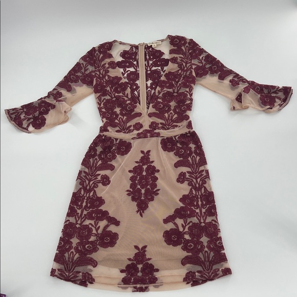 For Love & Lemons Temecula Embroidered Mesh V Neck Mini Dress $248 XS - Picture 2 of 10